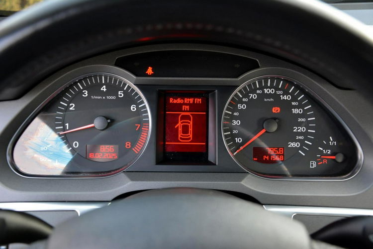 Audi A6 2.4 V6 (177KM) 140 tys. Przebieg Bi-xenon Klimatronic Navi Piękna zdjęcie 27
