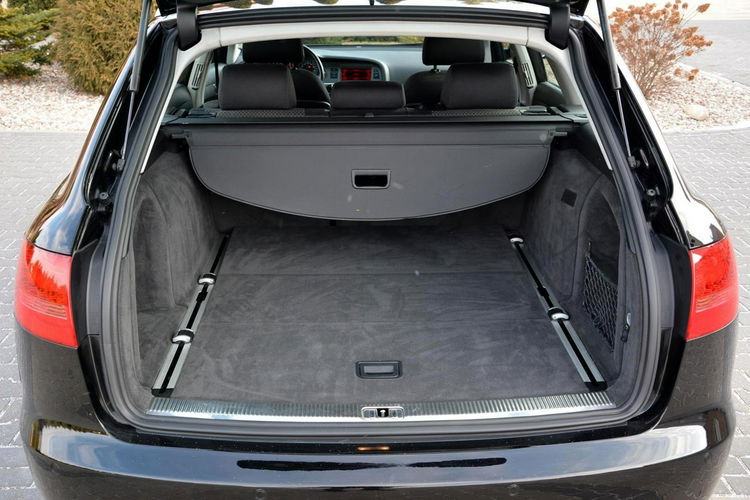 Audi A6 2.4 V6 (177KM) 140 tys. Przebieg Bi-xenon Klimatronic Navi Piękna zdjęcie 35