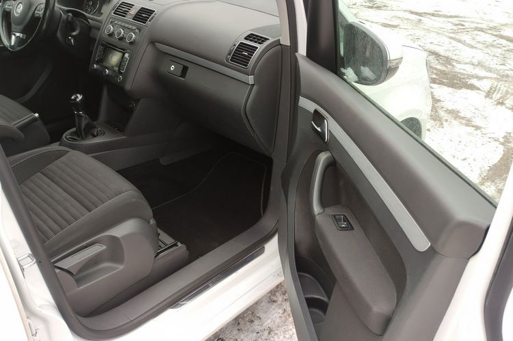 Volkswagen Touran 1.4 TSI 140KM 7-osobowy dobra wersja zdjęcie 11