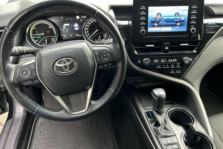 Toyota Camry 2.5 HSD 218KM COMFORT, salon Polska, gwarancja, FV23% zdjęcie 10