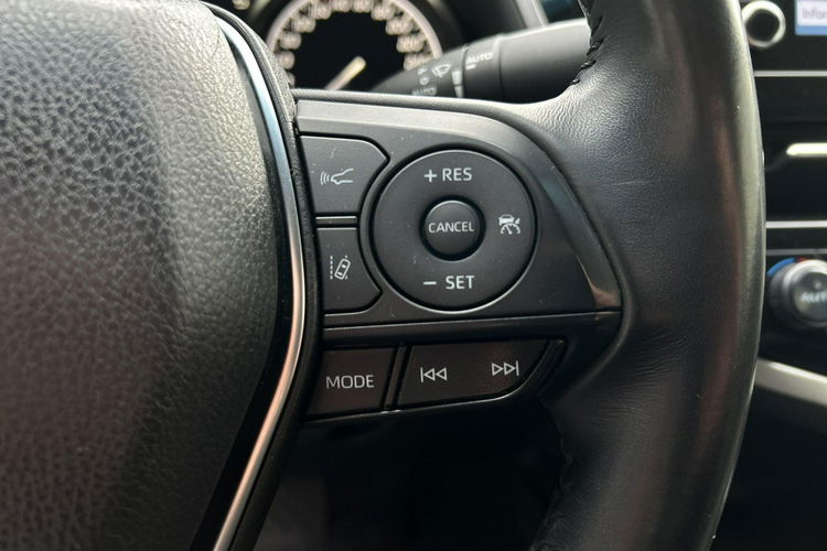 Toyota Camry 2.5 HSD 218KM COMFORT, salon Polska, gwarancja, FV23% zdjęcie 16