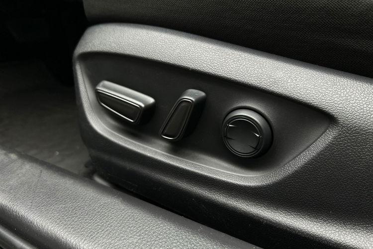 Toyota Camry 2.5 HSD 218KM COMFORT, salon Polska, gwarancja, FV23% zdjęcie 21