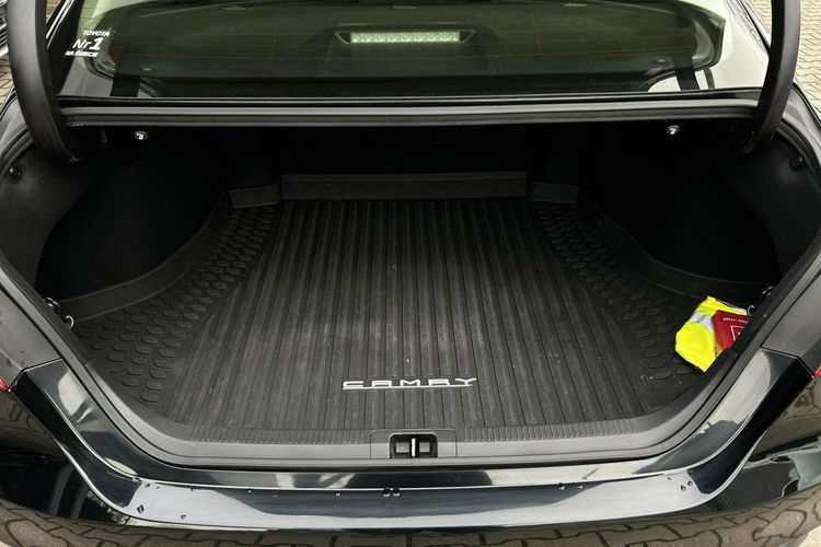 Toyota Camry 2.5 HSD 218KM COMFORT, salon Polska, gwarancja, FV23% zdjęcie 25