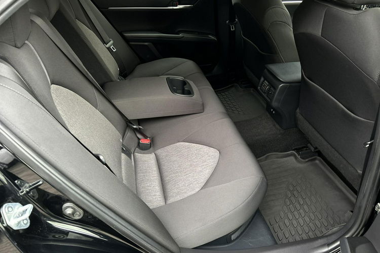 Toyota Camry 2.5 HSD 218KM COMFORT, salon Polska, gwarancja, FV23% zdjęcie 26