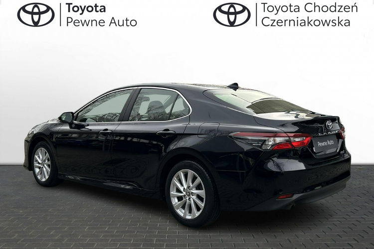 Toyota Camry 2.5 HSD 218KM COMFORT, salon Polska, gwarancja, FV23% zdjęcie 3