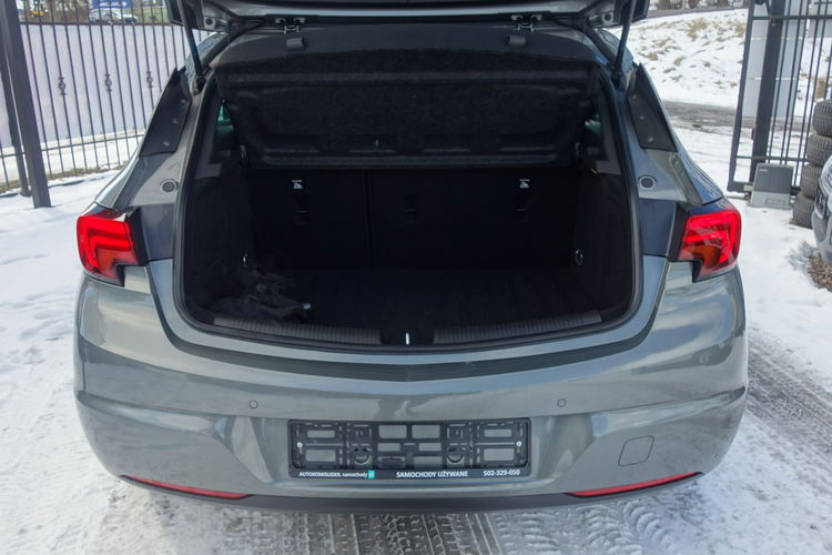 Astra Opel Astra K 2017 1.4 benzyna 150 km automat ksenon grzane fotele zdjęcie 12