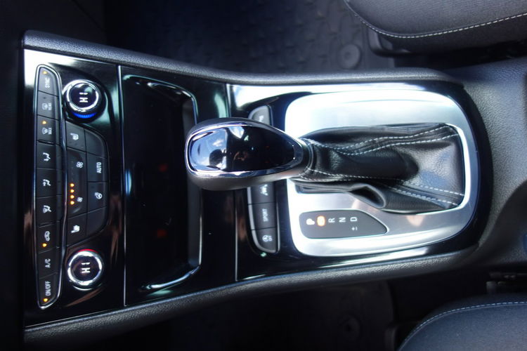 Astra Opel Astra K 2017 1.4 benzyna 150 km automat ksenon grzane fotele zdjęcie 21