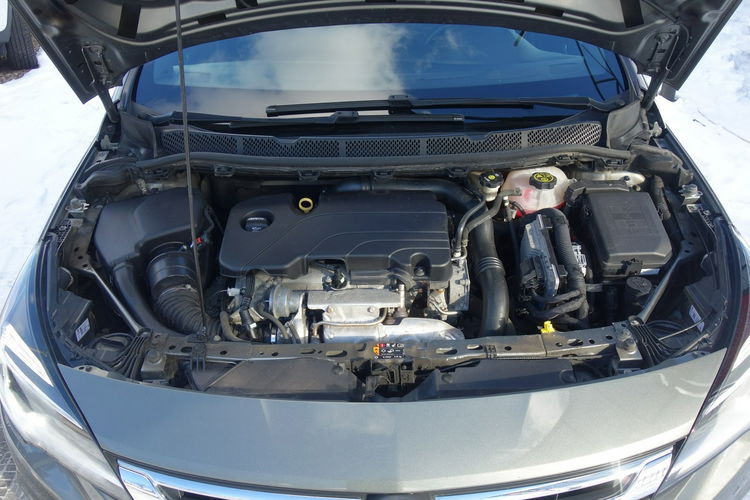 Astra Opel Astra K 2017 1.4 benzyna 150 km automat ksenon grzane fotele zdjęcie 34
