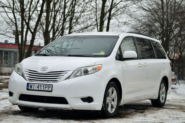 Toyota Sienna 3.5 V6 7-osobowy zdjęcie 3