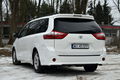 samochód osobowy Toyota zdjęcie 7