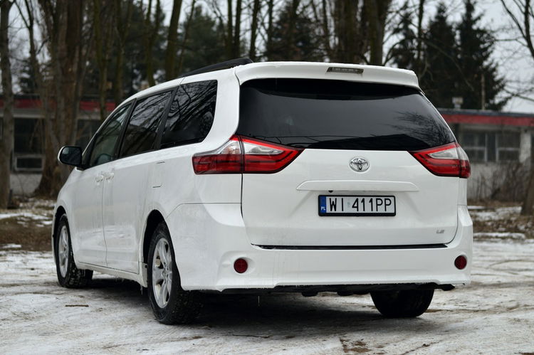Toyota Sienna 3.5 V6 7-osobowy zdjęcie 7