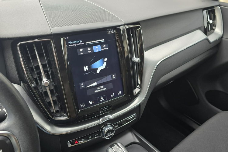 Volvo XC 60 T4 Momentum Pro / Salon PL I-właściciel / Bezwypadkowy zdjęcie 10
