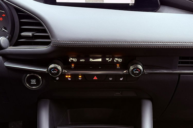 Mazda 3 2.0 Hybryda | | Gwarancja | Bogate wyposażenie | Zadbany zdjęcie 16