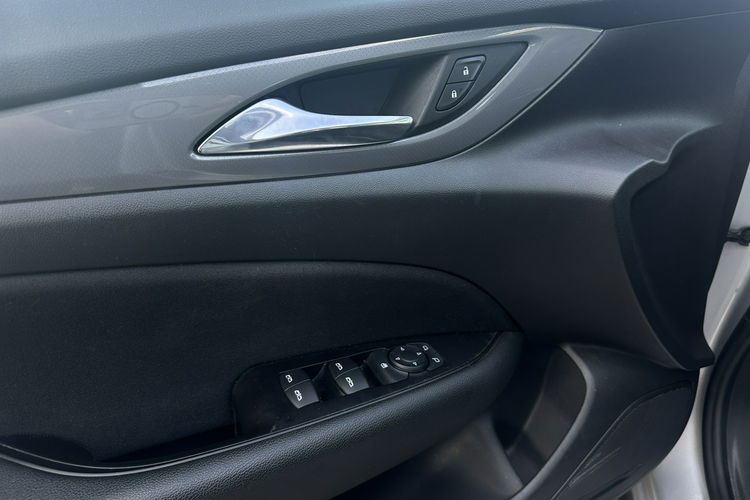 Opel Insignia Salon Polska Poleasingowy I właściciel Serwis ASO VAT 23% Bezwypadkowy zdjęcie 20