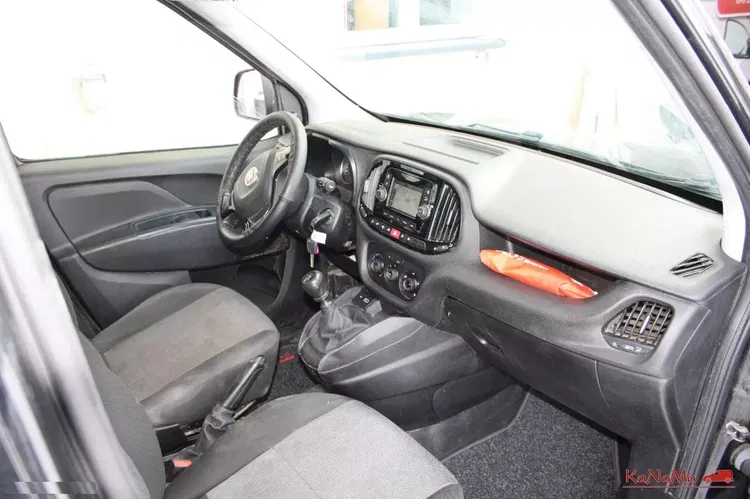 Fiat Doblo zdjęcie 26