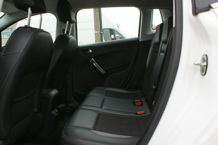 Peugeot 2008 zdjęcie 17