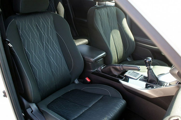 Mitsubishi Eclipse Cross zdjęcie 14