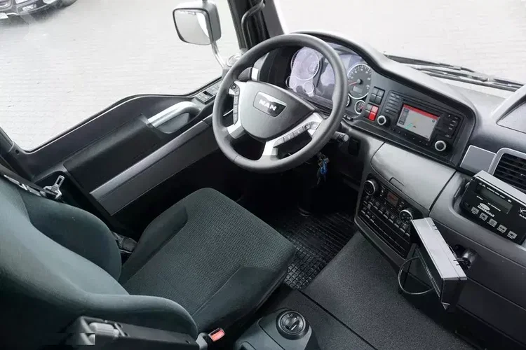 MAN TGM / 18.290 / EURO 6 / CHŁODNIA+ WINDA / 18 PALET / OTWIERANY BOK zdjęcie 13
