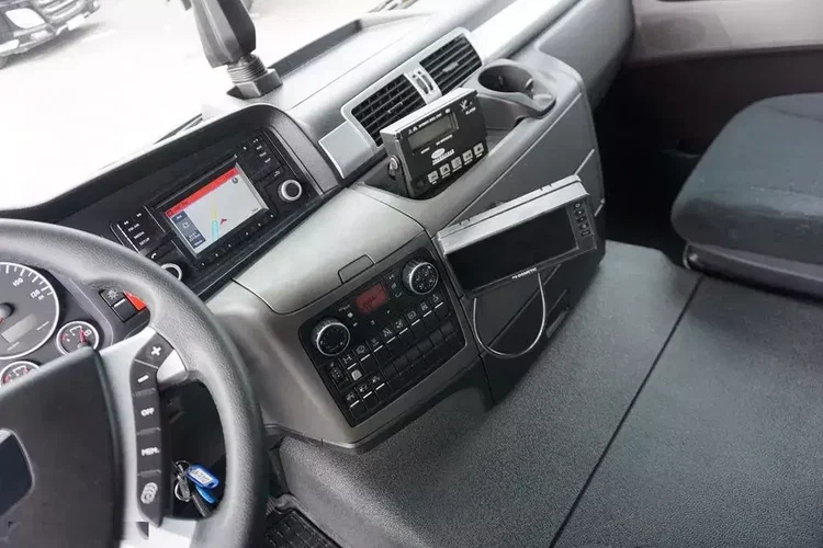 MAN TGM / 18.290 / EURO 6 / CHŁODNIA+ WINDA / 18 PALET / OTWIERANY BOK zdjęcie 20