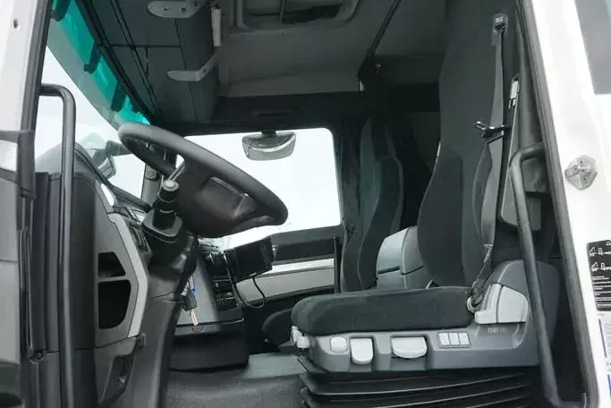 MAN TGM / 18.290 / EURO 6 / CHŁODNIA+ WINDA / 18 PALET / OTWIERANY BOK zdjęcie 7