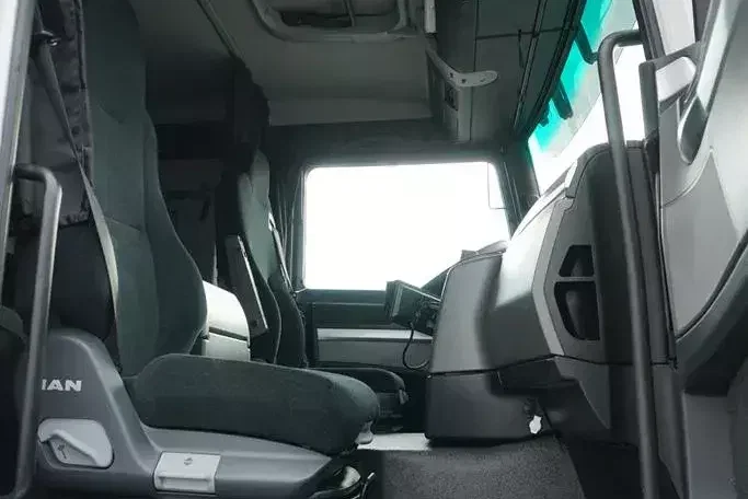 MAN TGM / 18.290 / EURO 6 / CHŁODNIA+ WINDA / 18 PALET / OTWIERANY BOK zdjęcie 8