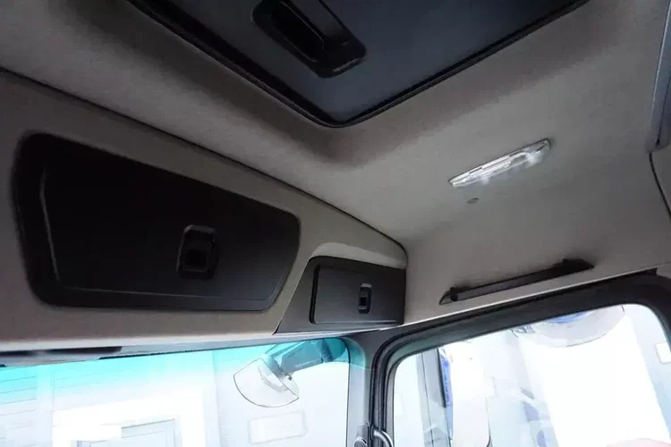 Mercedes ACTROS / 2543 / ACC / E 6 / PEŁNY ADR / PLATFORMA / ZAWIESIE POD WÓZEK zdjęcie 22