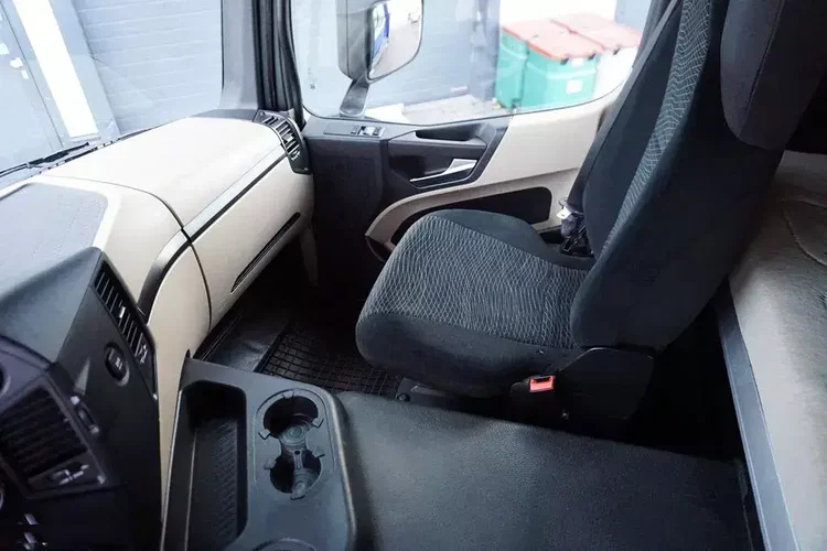 Mercedes ACTROS / 2543 / ACC / E 6 / PEŁNY ADR / PLATFORMA / ZAWIESIE POD WÓZEK zdjęcie 23