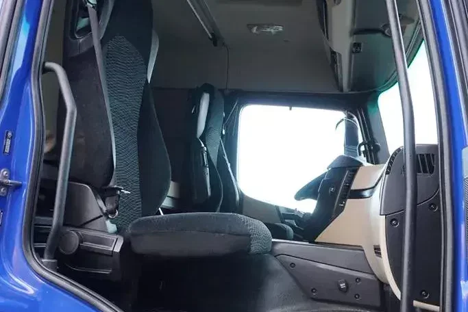 Mercedes ACTROS / 2543 / ACC / E 6 / PEŁNY ADR / PLATFORMA / ZAWIESIE POD WÓZEK zdjęcie 8