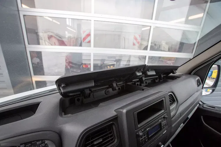 Renault Master 7-OSÓB L3H2 BRYGADÓWKA zdjęcie 13