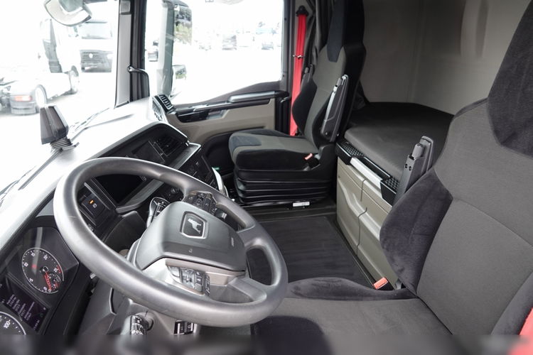 MAN TGX 26.510 / 6x2 / PUSHER / Oś Skrętna i Podnoszona / HYDRAULIKA / NISKA KABINA zdjęcie 34