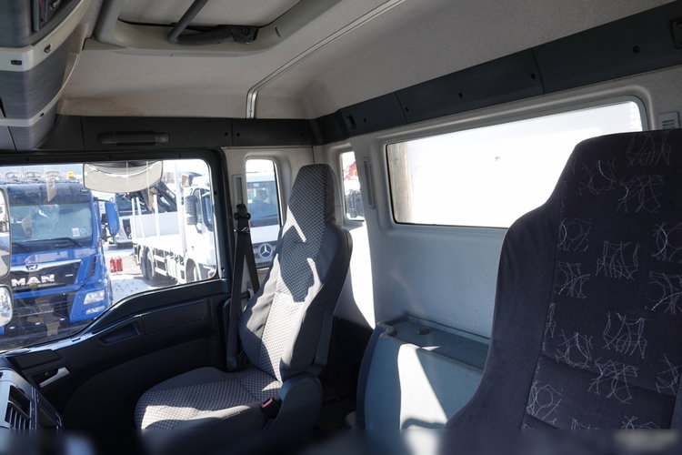 MAN TGA 33.310 / 6X4 / WYWROTKA / HYDROBURTA / BORDMATIC / UAL / SPROWADZONY zdjęcie 30