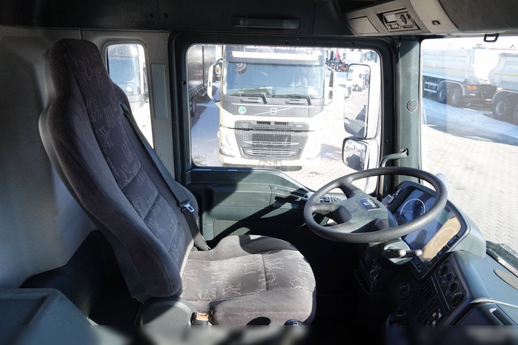 MAN TGA 33.310 / 6X4 / WYWROTKA / HYDROBURTA / BORDMATIC / UAL / SPROWADZONY zdjęcie 31