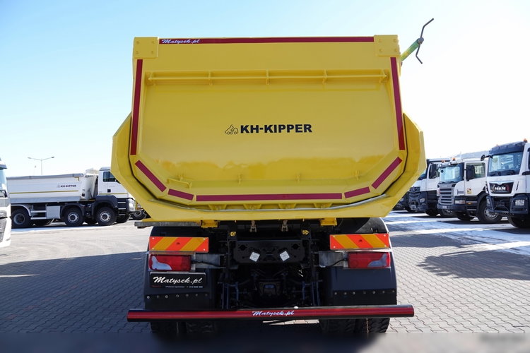 MAN TGS 41.460 / 8x8 / WYWROTKA TYLNOZSYP / AUTOMAT / KH-KIPPER / EURO 6 / 2019 ROK  zdjęcie 22