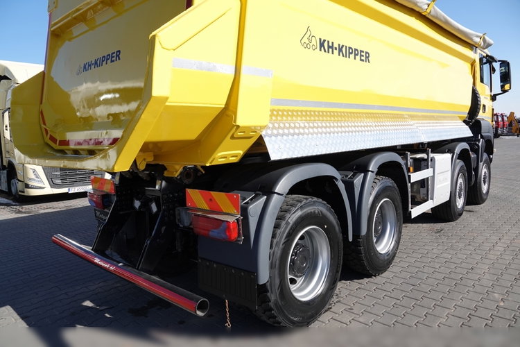 MAN TGS 41.460 / 8x8 / WYWROTKA TYLNOZSYP / AUTOMAT / KH-KIPPER / EURO 6 / 2019 ROK  zdjęcie 23