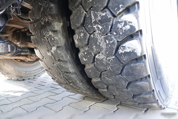MAN TGS 41.460 / 8x8 / WYWROTKA TYLNOZSYP / AUTOMAT / KH-KIPPER / EURO 6 / 2019 ROK  zdjęcie 31