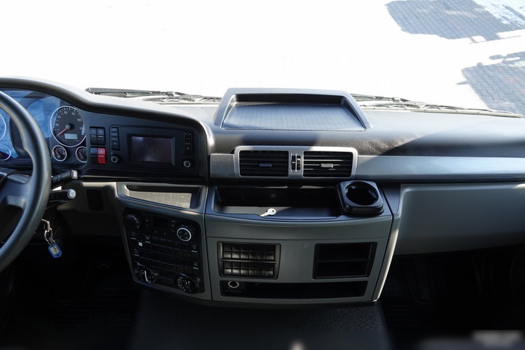 MAN TGS 41.460 / 8x8 / WYWROTKA TYLNOZSYP / AUTOMAT / KH-KIPPER / EURO 6 / 2019 ROK  zdjęcie 40