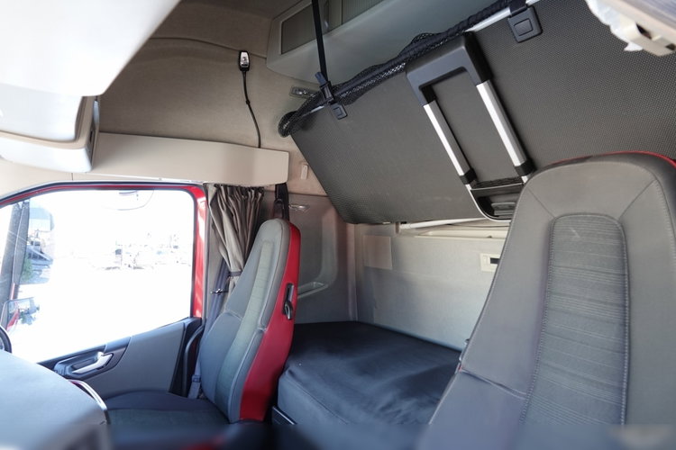 Volvo FH 500 / XXL / KLIMA POSTOJOWA / ALUFELGI / OPONY 100 % zdjęcie 25