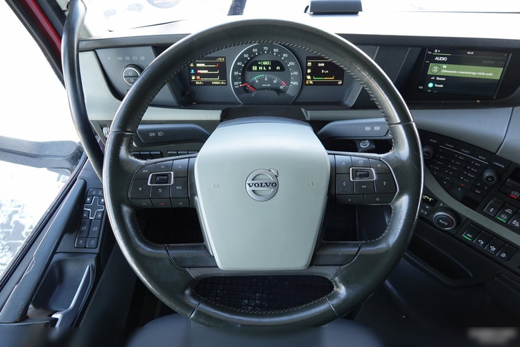Volvo FH 500 / XXL / KLIMA POSTOJOWA / ALUFELGI / OPONY 100 % zdjęcie 28