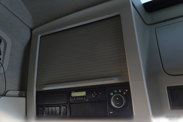 Volvo FH 500 / XXL / KLIMA POSTOJOWA / ALUFELGI / OPONY 100 % zdjęcie 33