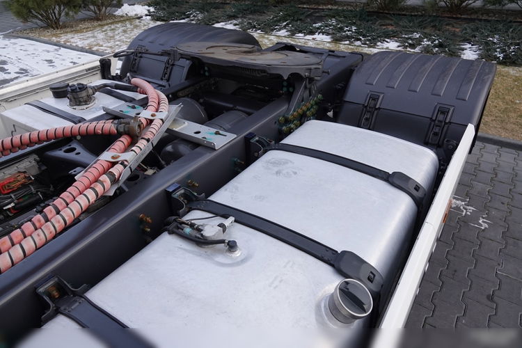 Scania R 450 / RETARDER / HYDRAULIKA / NOWY MODEL / CAŁA NA PODUSZKACH / SPROWADZONA / PO KONTRAKCIE SERWISOWYM  zdjęcie 11