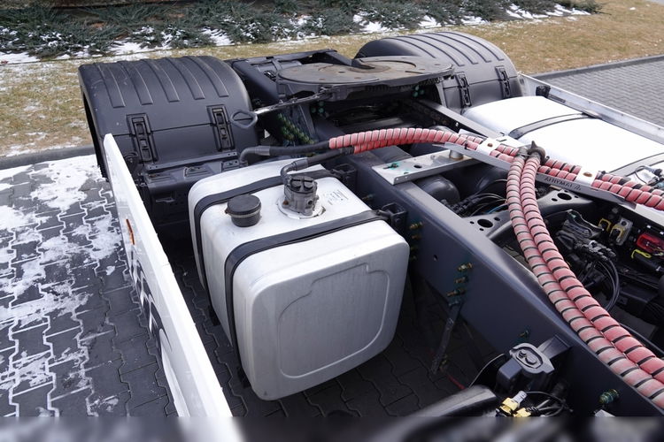 Scania R 450 / RETARDER / HYDRAULIKA / NOWY MODEL / CAŁA NA PODUSZKACH / SPROWADZONA / PO KONTRAKCIE SERWISOWYM  zdjęcie 16
