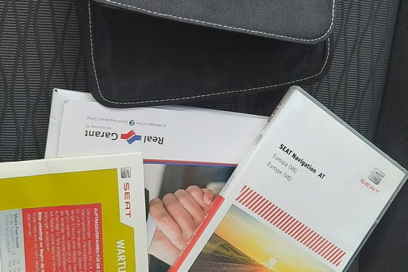 Seat Leon 1.6TDI 110KM Książka Serwisowa Navi Hak Gwarancja 2-właściciel zdjęcie 22