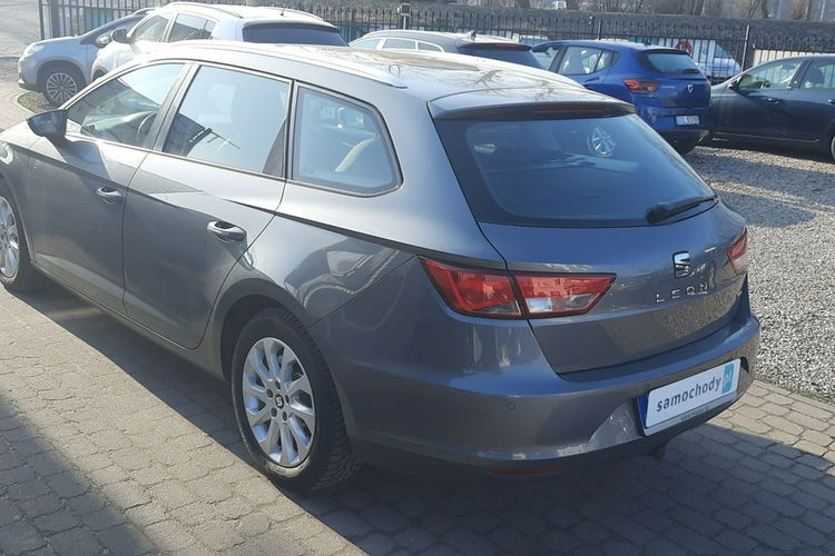Seat Leon 1.6TDI 110KM Książka Serwisowa Navi Hak Gwarancja 2-właściciel zdjęcie 6