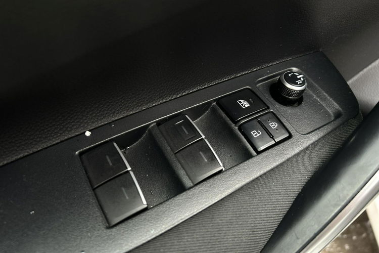 Toyota Corolla 1.6 VVTi 132KM COMFORT + czujniki park..salon PL, gwarancja zdjęcie 17