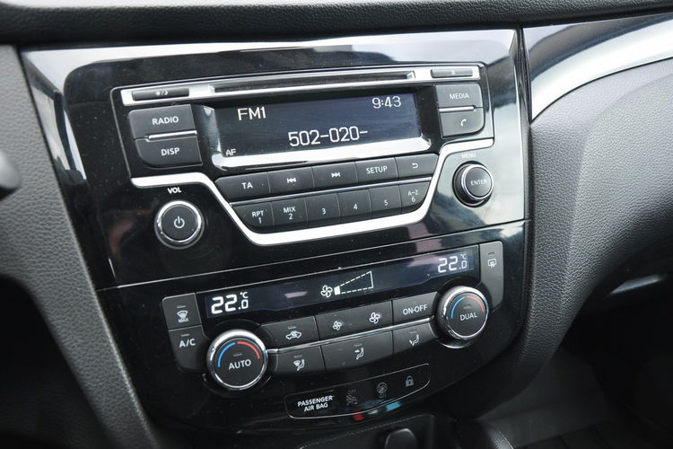 Nissan Qashqai 1.2 Benzyna 115KM Polski Salon 6-Bieg zdjęcie 12
