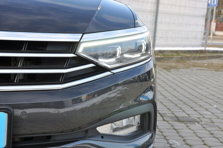Volkswagen Passat 2.0Tdi 150KM DSG Kamery360 Hak Nawigacja Dealer Gwar zdjęcie 4