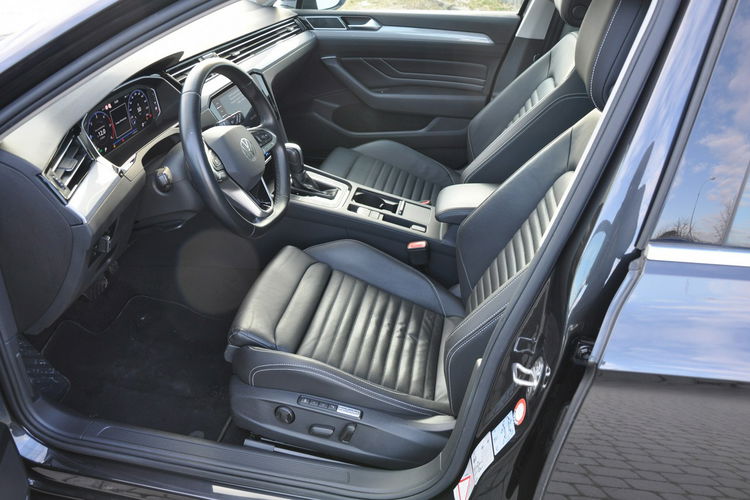 Volkswagen Passat 2.0Tdi 150KM DSG Kamery360 Hak Nawigacja Dealer Gwar zdjęcie 5
