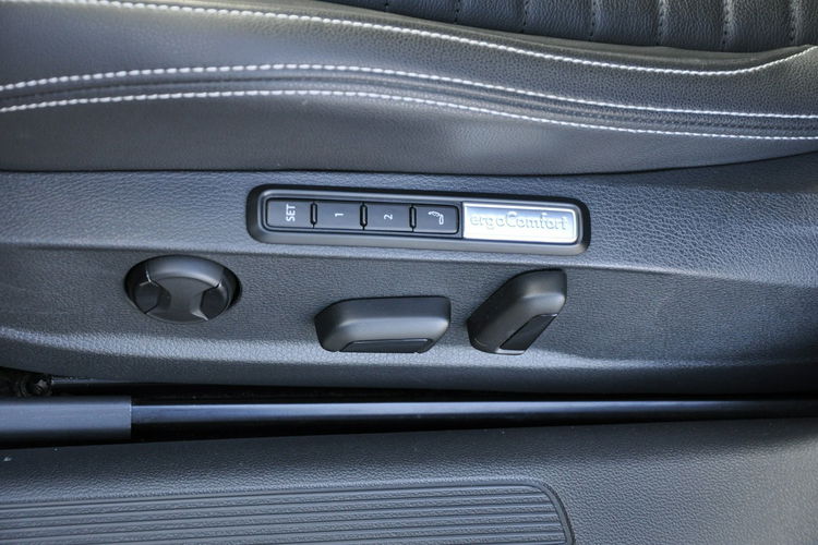 Volkswagen Passat 2.0Tdi 150KM DSG Kamery360 Hak Nawigacja Dealer Gwar zdjęcie 9