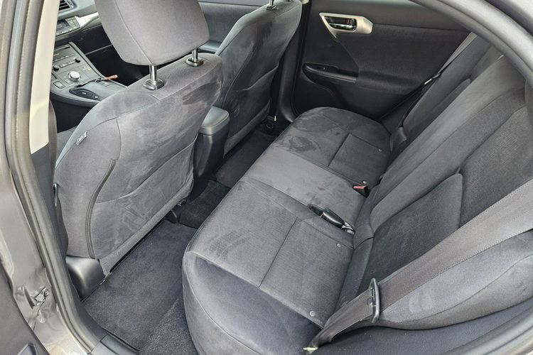 Lexus CT REZERWACJA 136KM Kamera Full LED Alkantara Navi Super Stan Gwarancja zdjęcie 10
