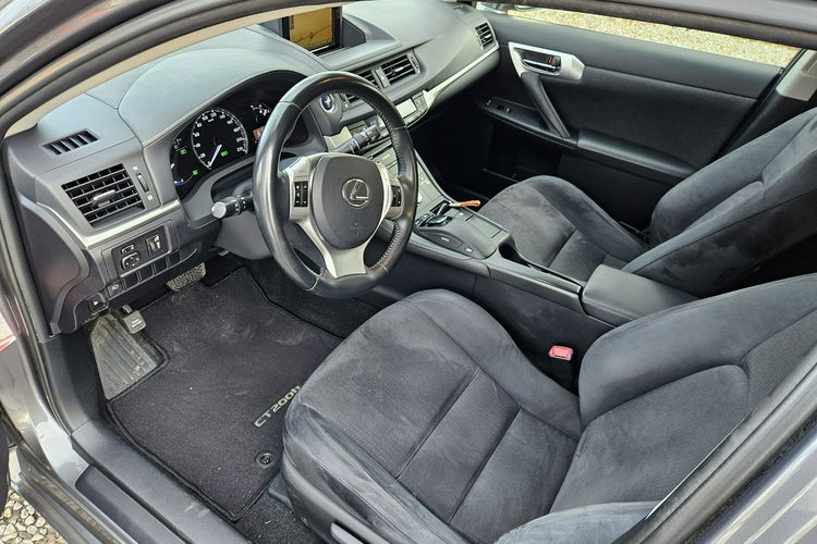 Lexus CT REZERWACJA 136KM Kamera Full LED Alkantara Navi Super Stan Gwarancja zdjęcie 12